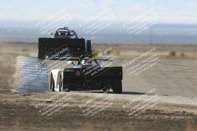 media/Oct-26-2025-CalClub SCCA (Sun) [[8ce1e69566]]/Group 6/Grapevine/